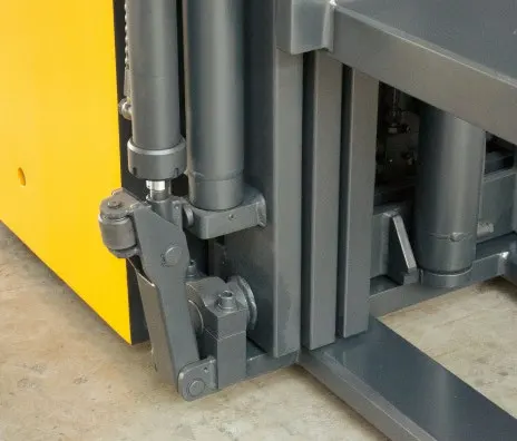 Xilin Heavy Duty High Lift Stand on Pallet Forklift 2000kg 2 Ton Electric Rider  Stacker