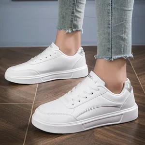 Luxury Womens White Casual Shoes Fashion Sneakers Leather Breathable Outdoor Women Skateboard Flats Zapatos Para Mujeres