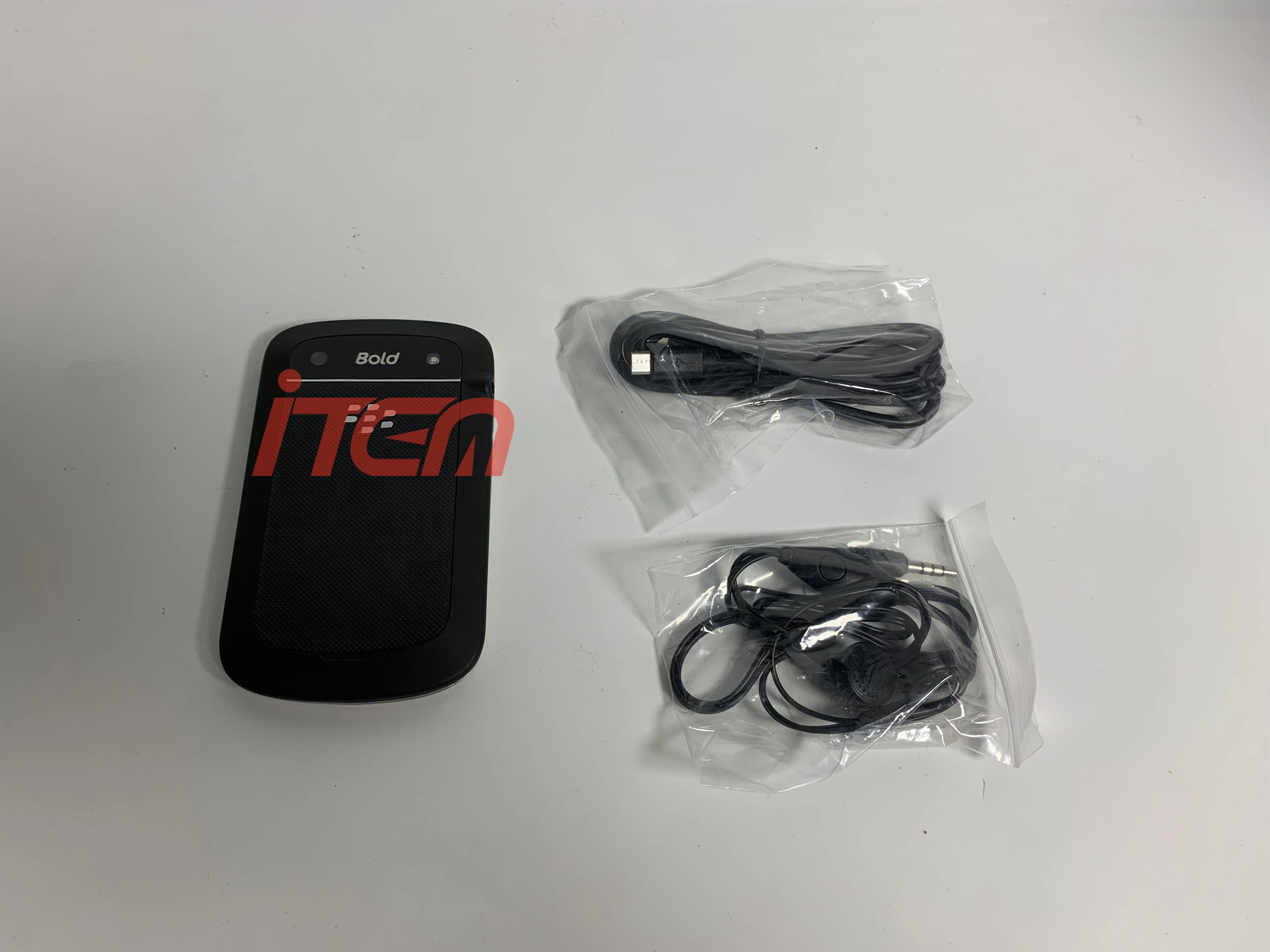 Wholesale Original Unlocked 99% New Cheap Feature Phone for Blackberry Mobile Phones 9900
