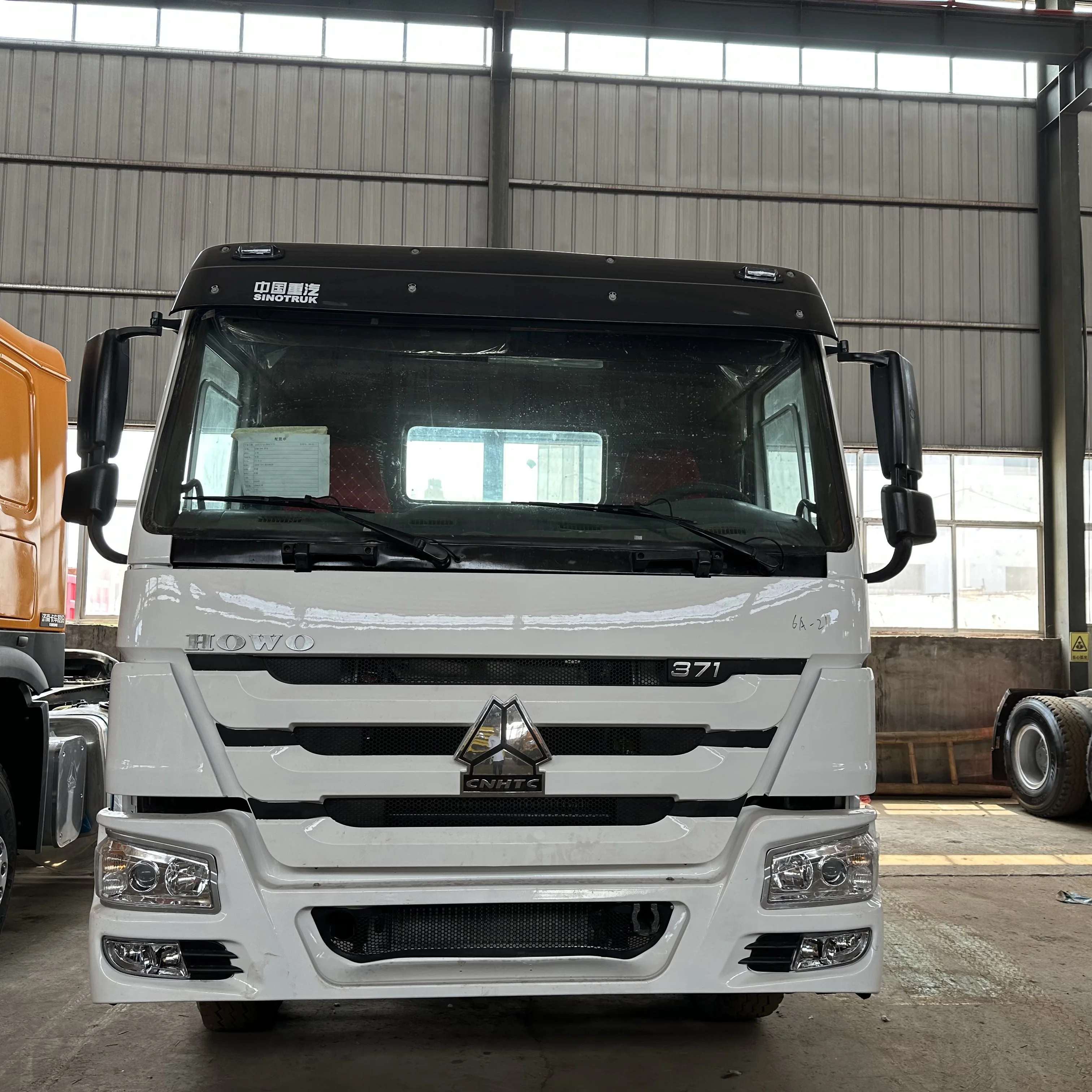 Used or New Sinotruck Howo Th7 6x4 Tractor Truck With High Quality