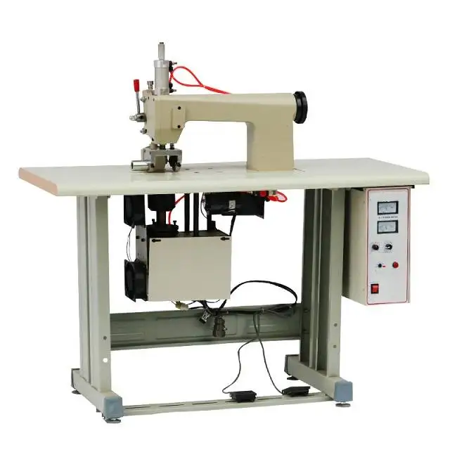 roll embossing machine