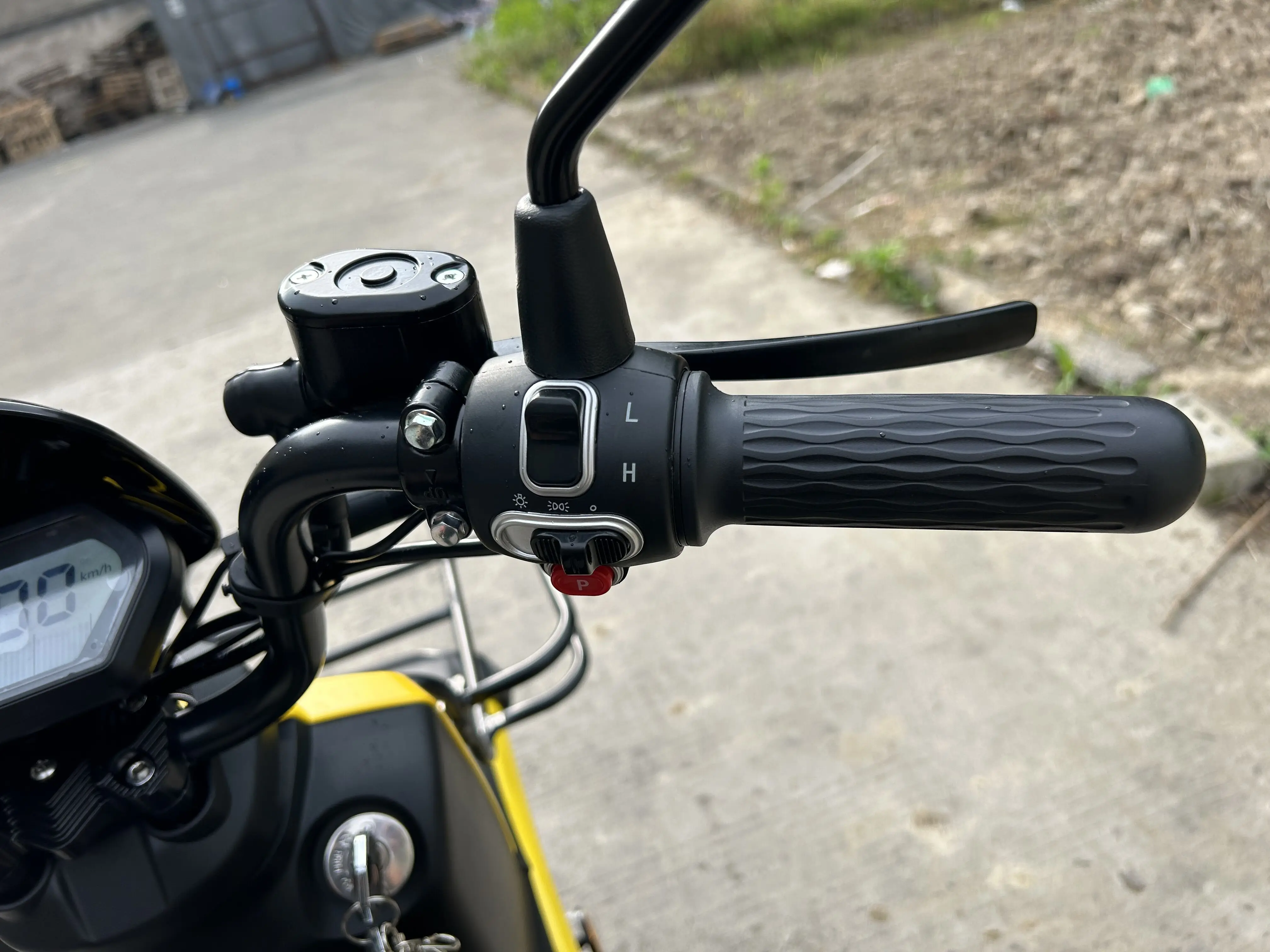 Cheaper 2 Wheel Electric Scooter Cargo Bike 60V Bikes Motorcycle 1500W 52ah Battery Motocicletas Elctricas Cafe Racer Motorcycle