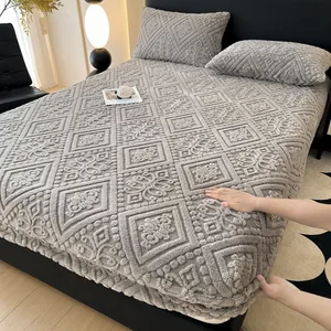 Thick Winter Three-dimensional Velvet Bed Sheet  Mattress Protective Cover