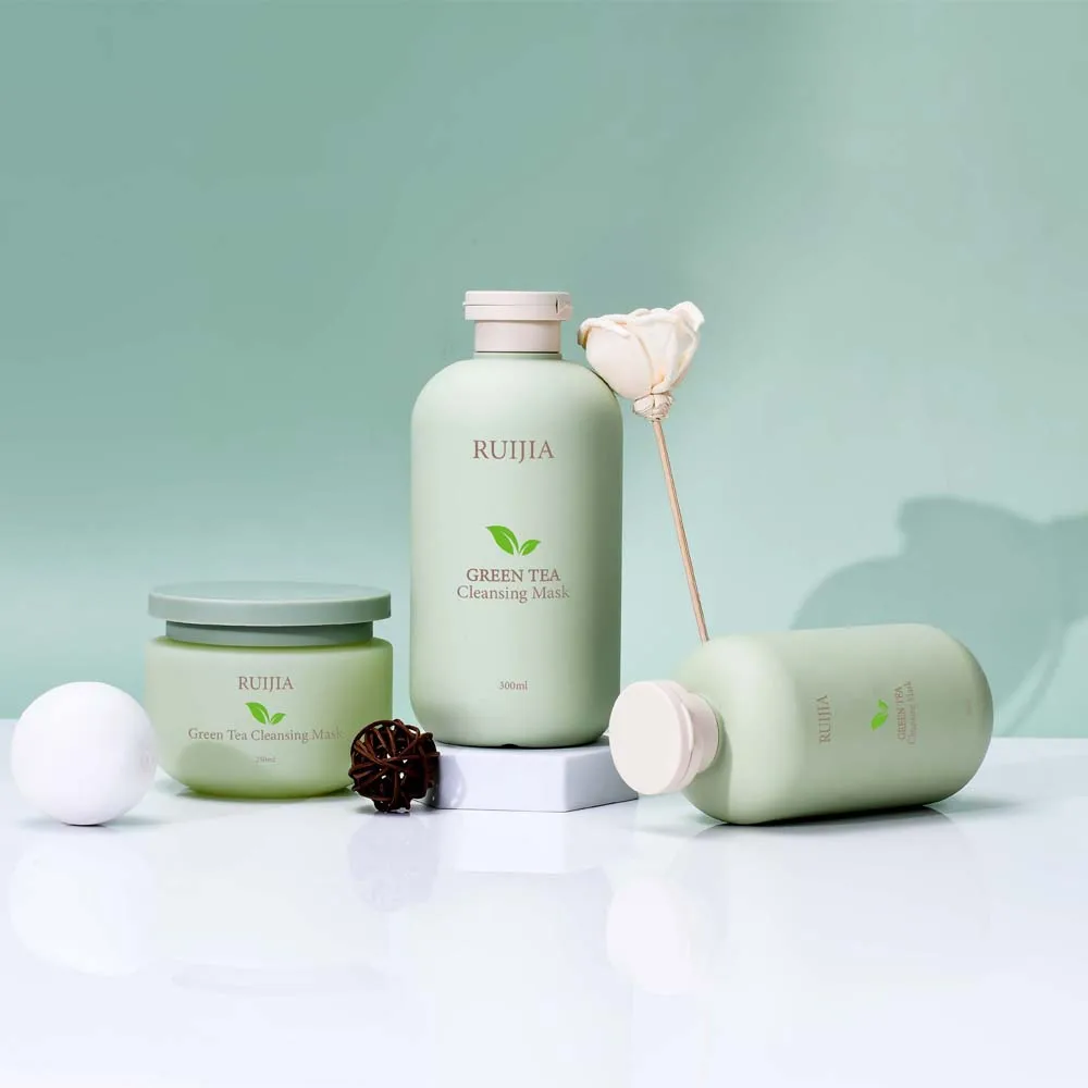 Eco-friendly Green HDPE 200ml 400ml 500ml Soft Touch Cosmetic Packaging Body Lotion Plastic Squeeze Shampoo Bottle with Pump