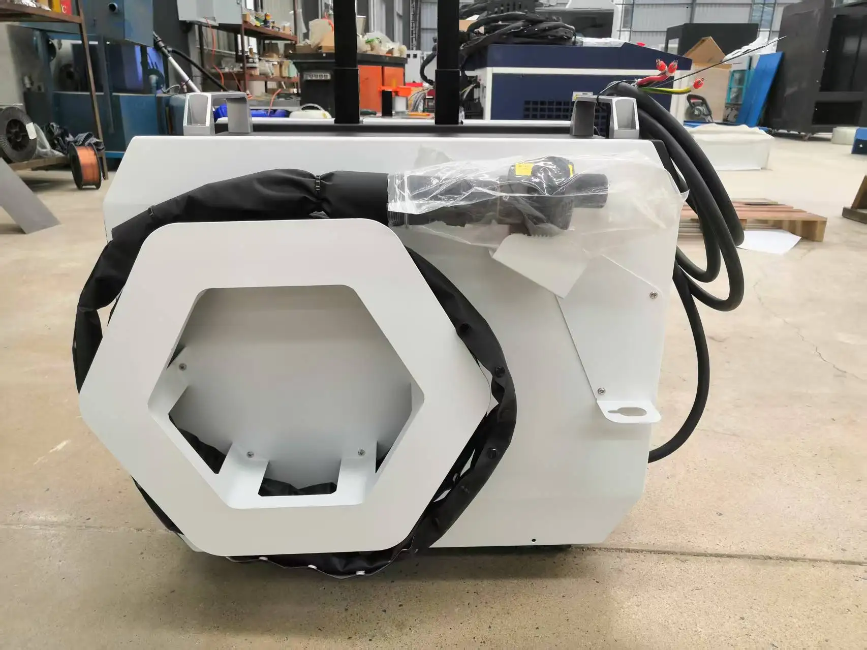 200W 300W 500W Pulse Handheld Laser Cleaning Machine JPT Laser Source/ZBTK Portable Laser Cleaning for Metal and Wood