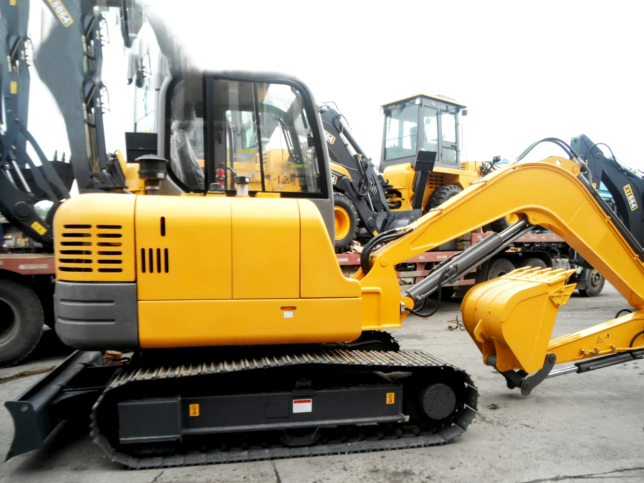 Excavator Track Chains Factory 21 Ton Bucket Wheel Excavator XE210WB with Good Price