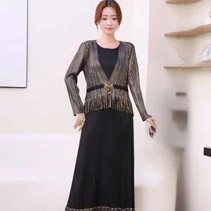 Women's Plus Size Pleated Dress with High Elasticity, Elegant Long Sleeve Maxi Dress