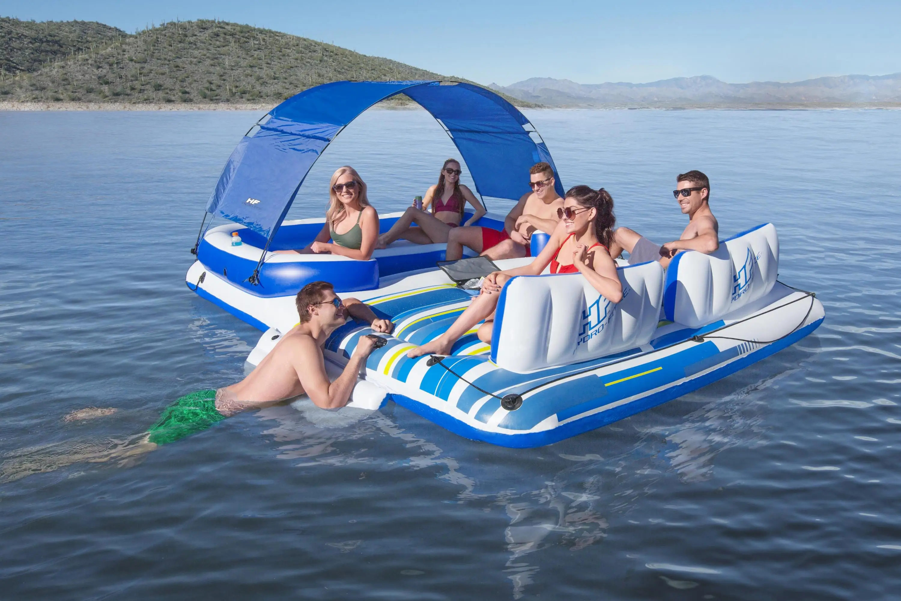 Bestway 43105 6-person Inflatable water lounge