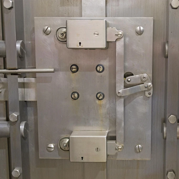 CEQSAFE Customized High Quality Metal Bank Security Door Safe Steel Vault Door manufacture