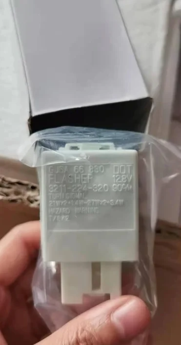 3-Pin Car Adjustable Flasher Relay LED Light Fix Speed Flashing Hyperflash Error I3878830086