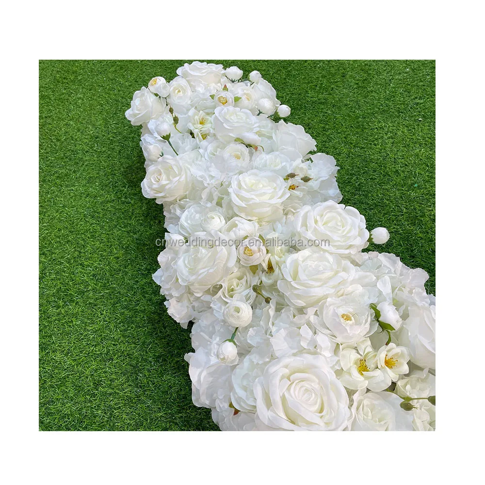 Hãy chiêm ngưỡng bức ảnh về hoa cưới màu trắng tinh khôi, thể hiện tình yêu đích thực và sự tinh tế trong trang phục của cô dâu chú rể. Đem lại cảm giác an lành, yên bình và đầy trân quý cho ngày cưới.