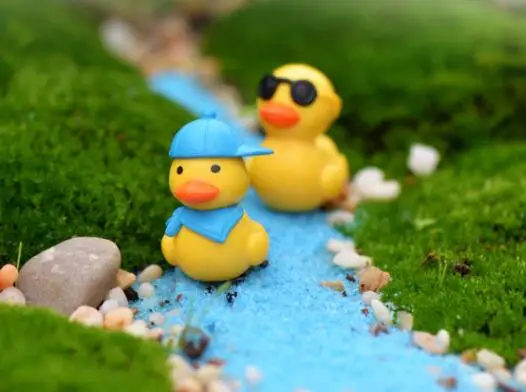 
Ювелирные миниатюрные украшения в виде микро-ландшафта для бонсая, домика, кукол, растений, сада, на удачу, мини-фигурки желтых Уток из смолы 