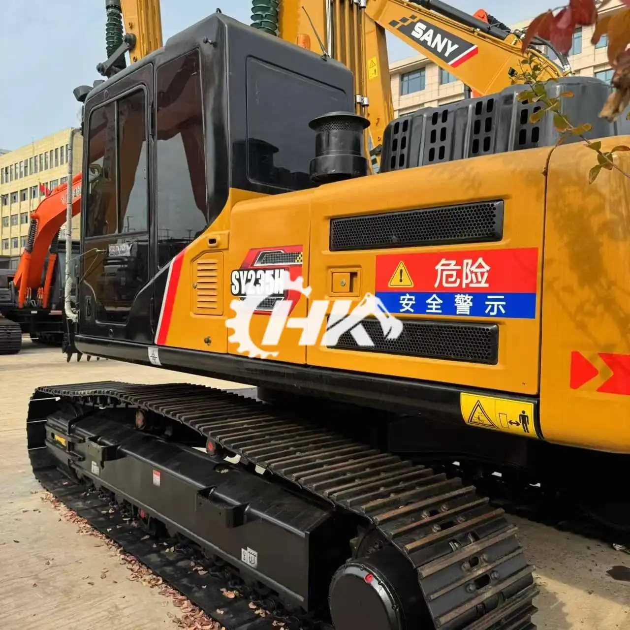 Vergleichen Sie Preise für gebrauchte Tata Hitachi 210-Modelle in Ihrer Region