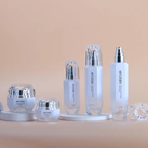 Advanced Customized Flat Shape Hexagonal White Glass Bottle Custom Acrylic Cap Series for Skin Care Serum Cosmetic Packaging