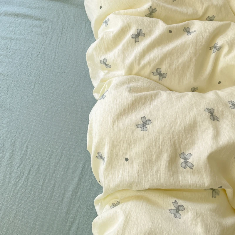 Modern Summer Simple Cloud Sense Jacquard Knitted Double Yarn Printed Four-Piece Bedding Set for Students for Dormitories