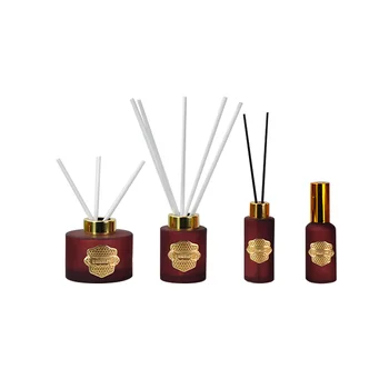 Wholesale Luxury Scenting Reed Diffuser Bottle Luxury Glass Bottle Home Room Scent Fragrance Reed Diffuser Gift Set