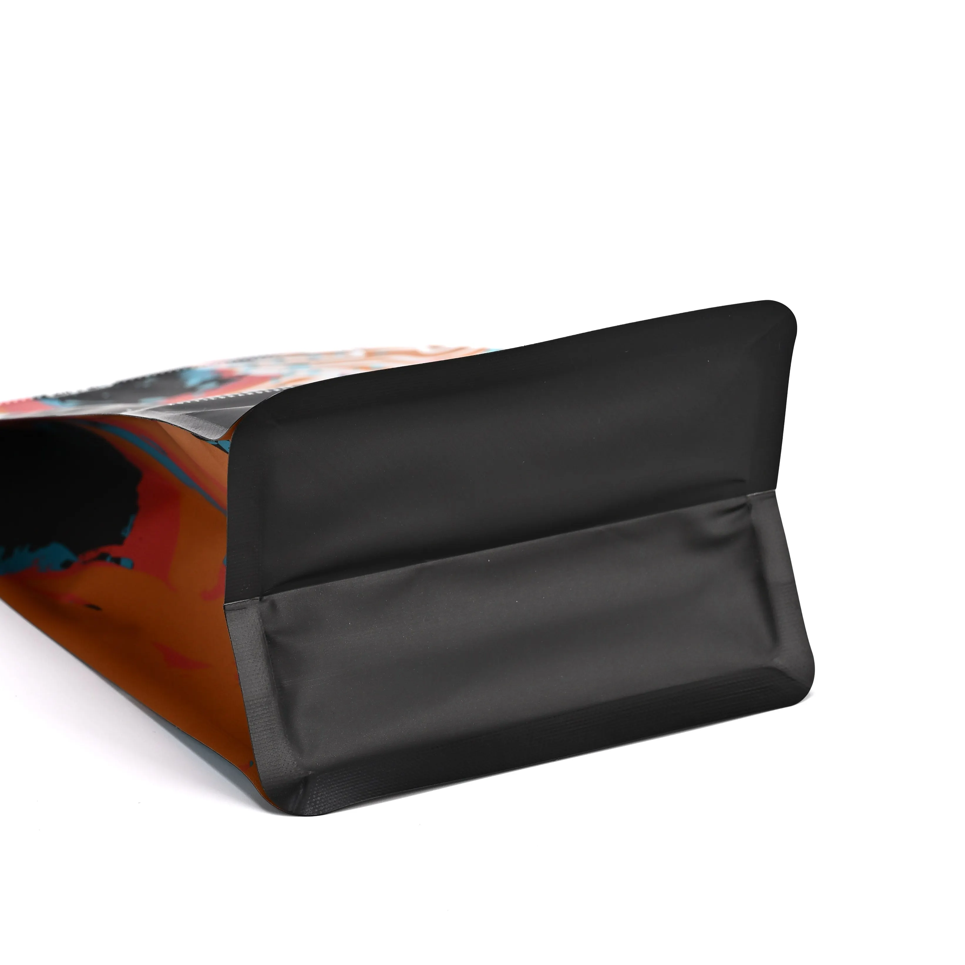 Wholesale Artistic Sealable Plastic Coffee Bags for Specialty Coffee Packaging in European Roaster Shops and Gourmet Markets details