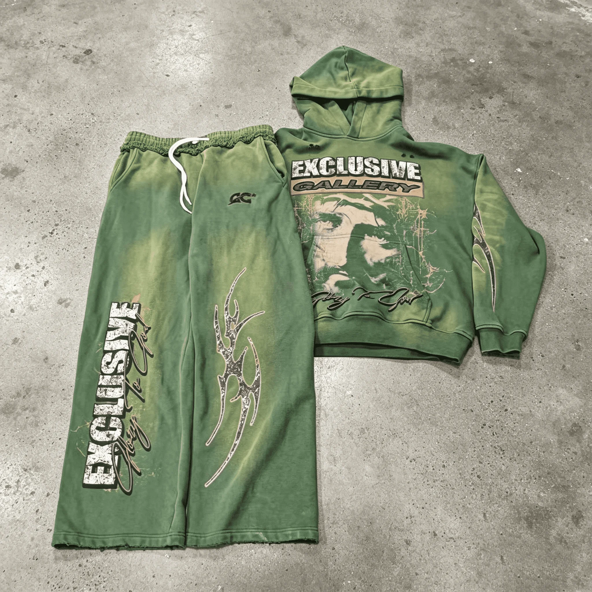 Custom Faded Green Archive Print Men Loose Fit Sweat Co Ord Heavyweight Fleece Drawstring Wide Leg Street Workwear Set gallery 7