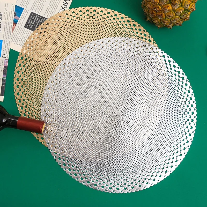 IN STOCK Factory Direct Wholesale Hollow Cut Luxury Washable PVC Round Placemats for Dining Table