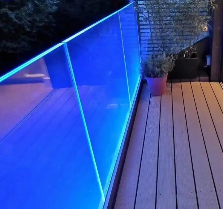 illuminated glass railing