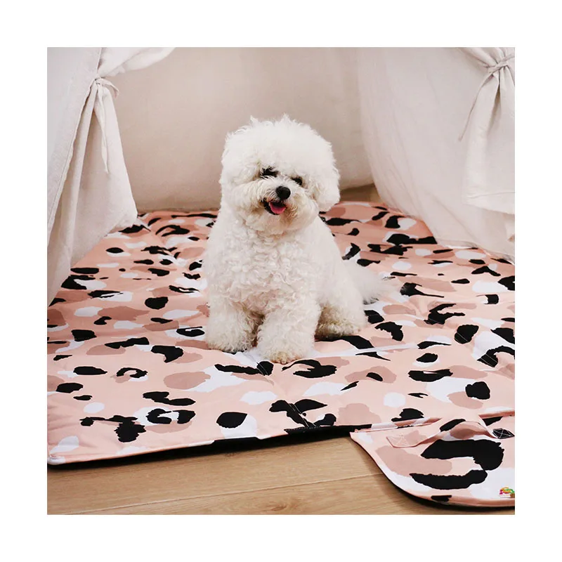 Dog Roll up Travel Mat, Waterproof Dog Mat, Portable Outdoor Dog