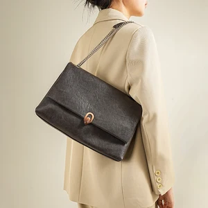 Jacoponnus 2026 Luxury Women's Handbag Large-Capacity Brown Bag High-Niche Designer Metal Chain Fashionable Bohemian for Summer