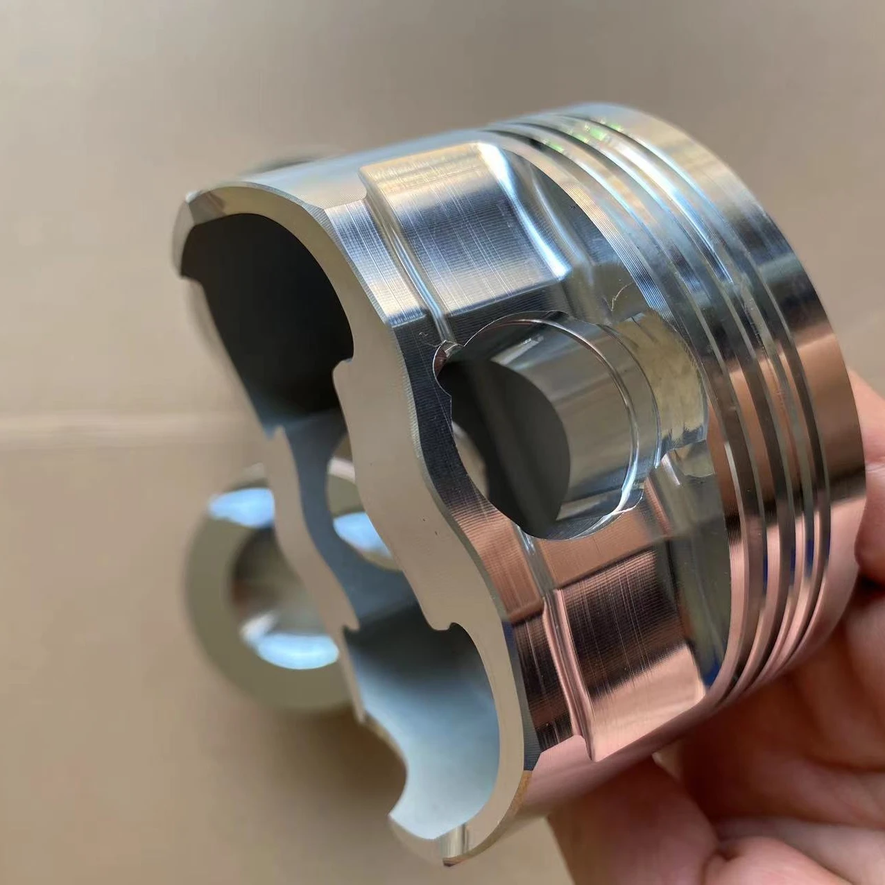 KUSIMA high quality EA888 82.5MM forged piston for 2.0 TFSI piston 179171 ロレックス純正コマ再再値下げ
