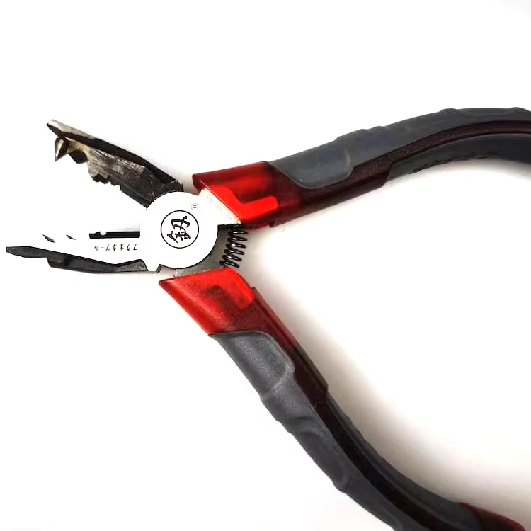 Creating an Endless Chain with Chain Joining Pliers