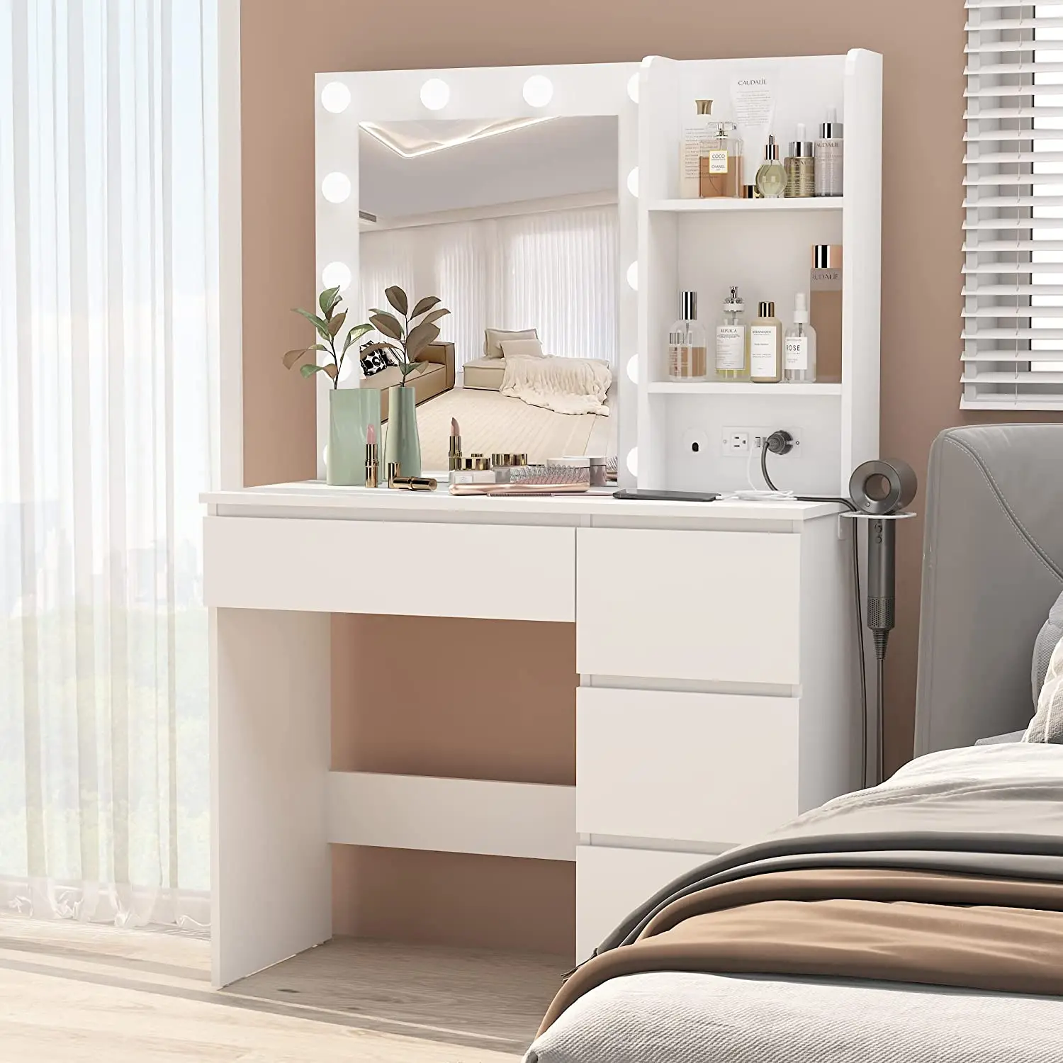 Wholesale Cheap Bedroom Vanity Modern Design Melamine Wooden Makeup