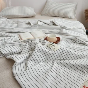Cotton Yarn-dyed Skin-friendly Washed Polyester Filling Quilt Striped Design All-Season Use Washable