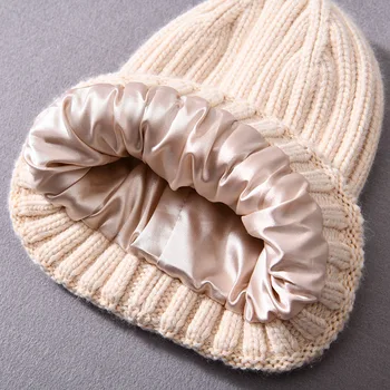 Unisex Knit Hat Custom Good Elastic Satin Lined Beanies Soft Winter Fashion Striped Wholesale Silk Beanie Hat