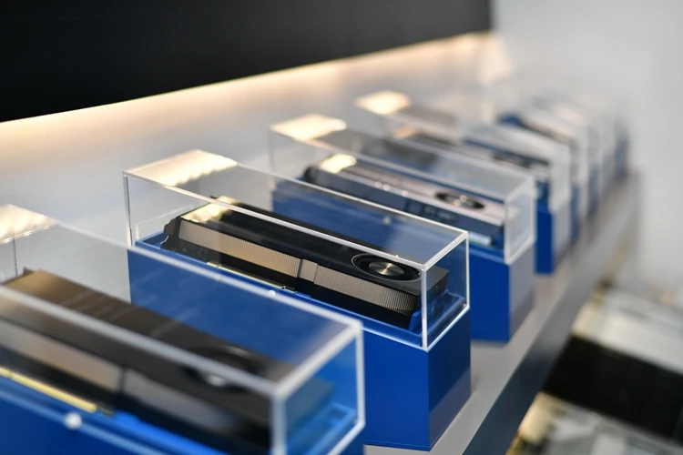 Highperformance Graphic Card For Nvidia H100 80gb For Ai Data Analytics And Computing Tesla