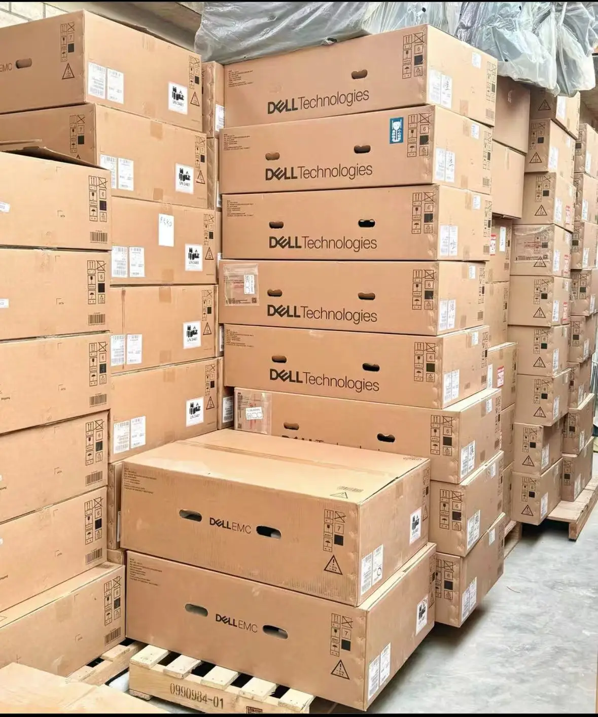 hot selling rack server r350 r450 r550 r650 r660... Dell Server R750 - Powerful and Reliable Rack Solutions