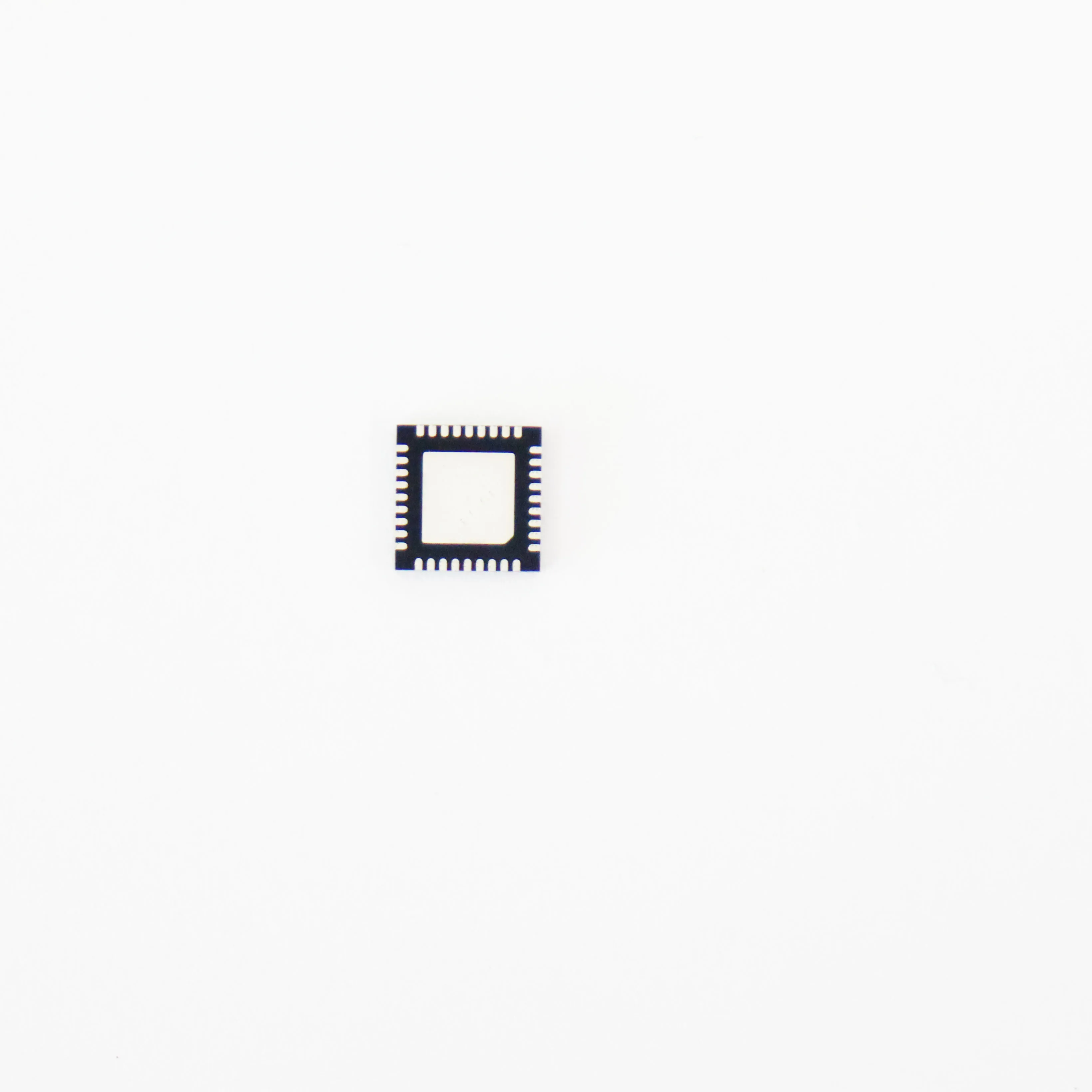 IC MAX98400AETX+ SY CHIPS Electric Components New and original  IC MAX98400 MAX98400AETX  integrated circuit MAX98400AETX+