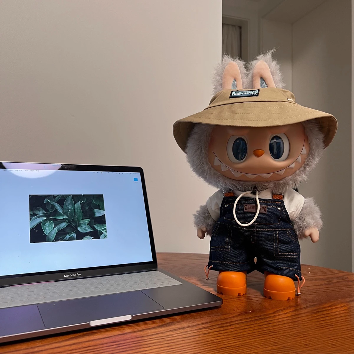 POPMART LABUBUA ぬいぐるみ 正規品 2025年最新】POPMART labubu ぬいぐるみ正規品の人気アイテム