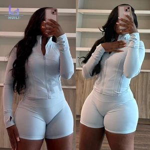Huilin Women's Sports Shorts Set High Quality Zip Top Gym Tractusuit Stand Skinny Gym Legging Custom Logo for Spring/Summer