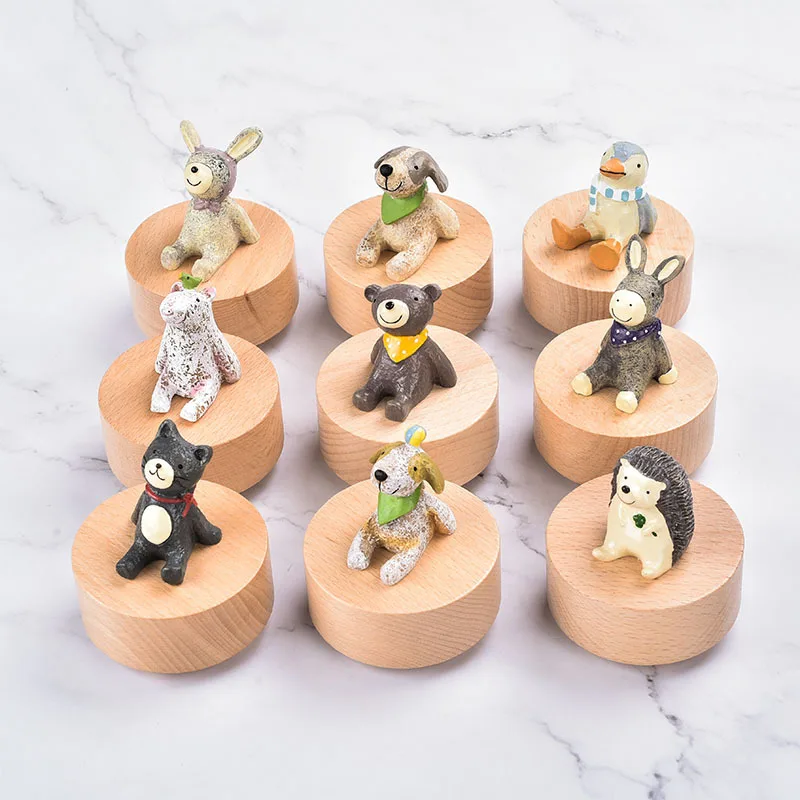 Creative Wooden Music Box for Kids Cute Round Animal-Themed Wind-Up Musical Carousel with Song Feature Home Decoration Gifts