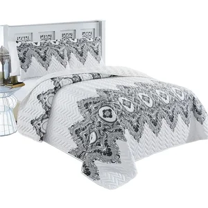 OEM ODM Bedspread Factory Directly Sales Custom Designed Luxury Microfiber Bedspread for Living Room