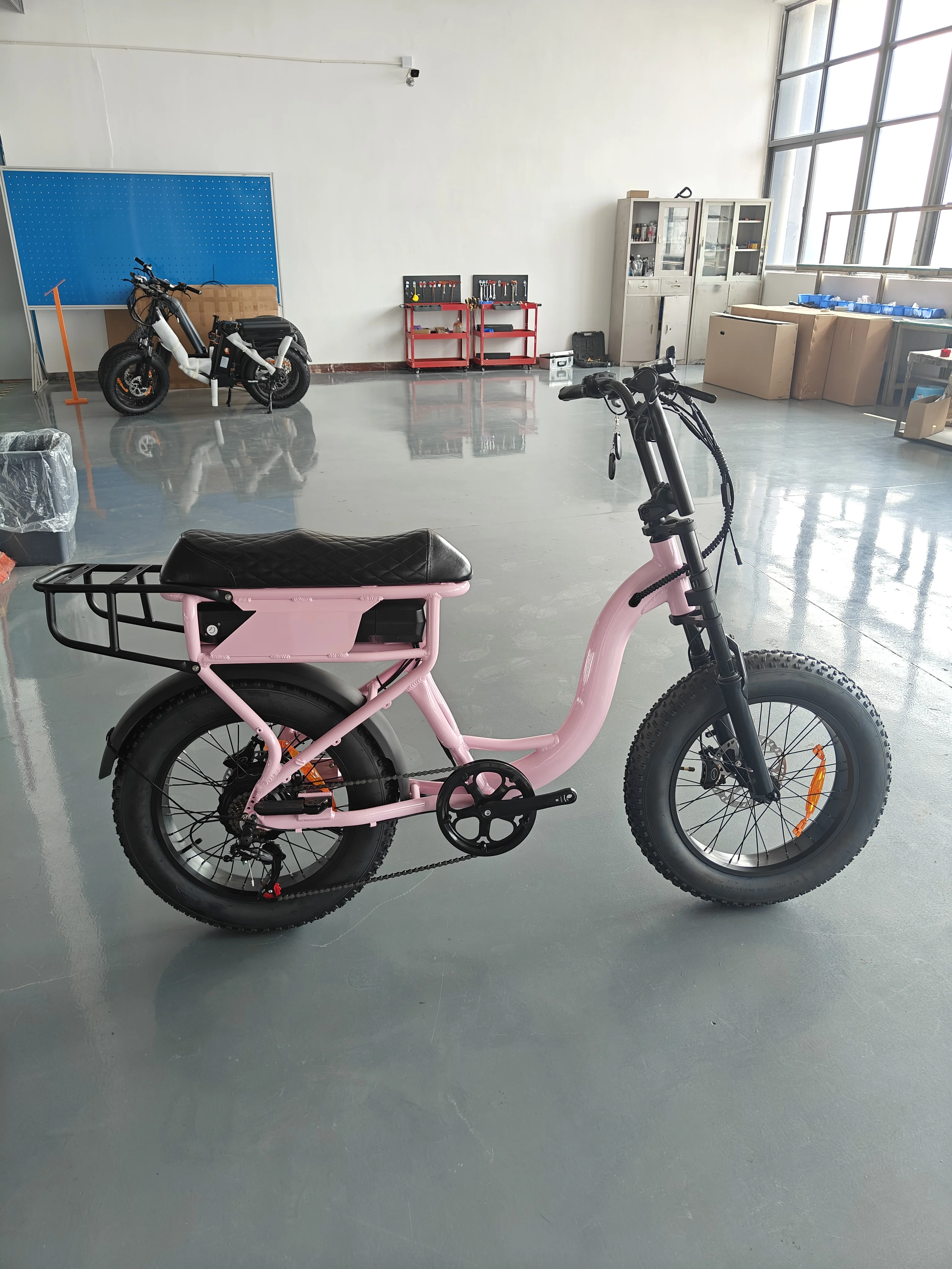 mountainbike e bike Dukawey Silvertip8 1000W 26” Fat Bike 1040Wh E-Mountain Bike 52V 20Ah  Battery SUV E-Bike main image 1