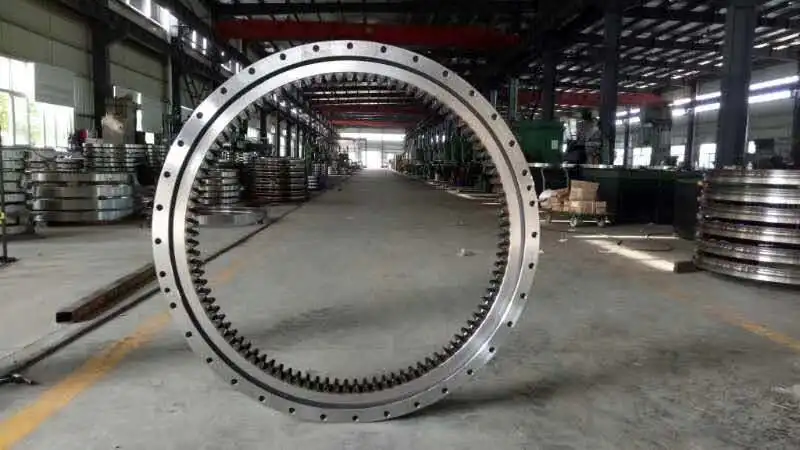 Komatsu PC200-8MO Swing Gear Swing Circle Bearing 206-25-00500