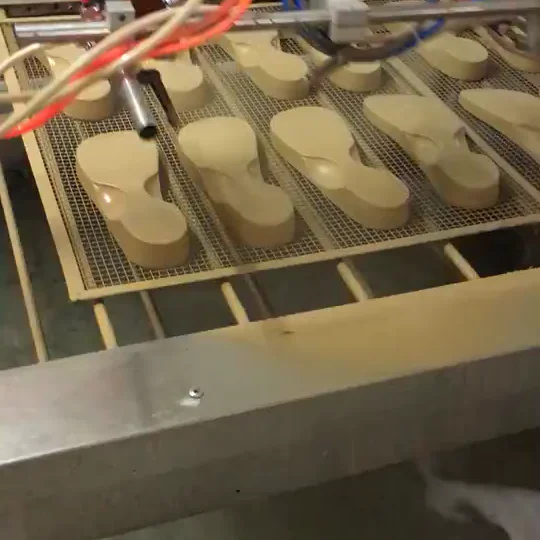 Ayakkabı tabanı vampir kaplama makinesi