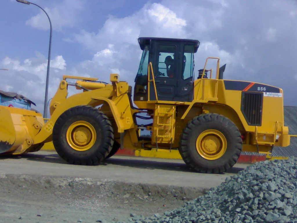 Cheap price 5 ton front loader ZL50CN ZL50GN 855H 856H wheel loader hot sale in Africa