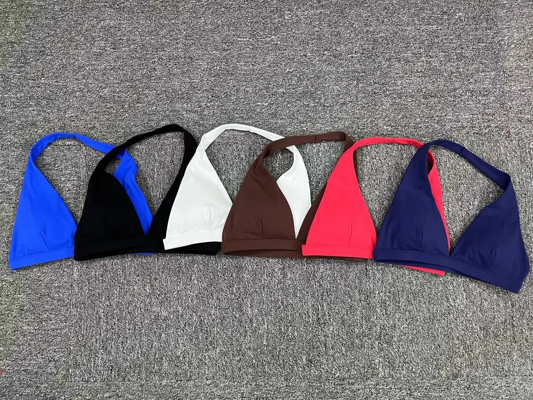 Hot Selling Women Padded Nude Yoga Hanging Neck Sexy Girl strapless backless Bra Fitness Active wear soft Sports Bra supplier