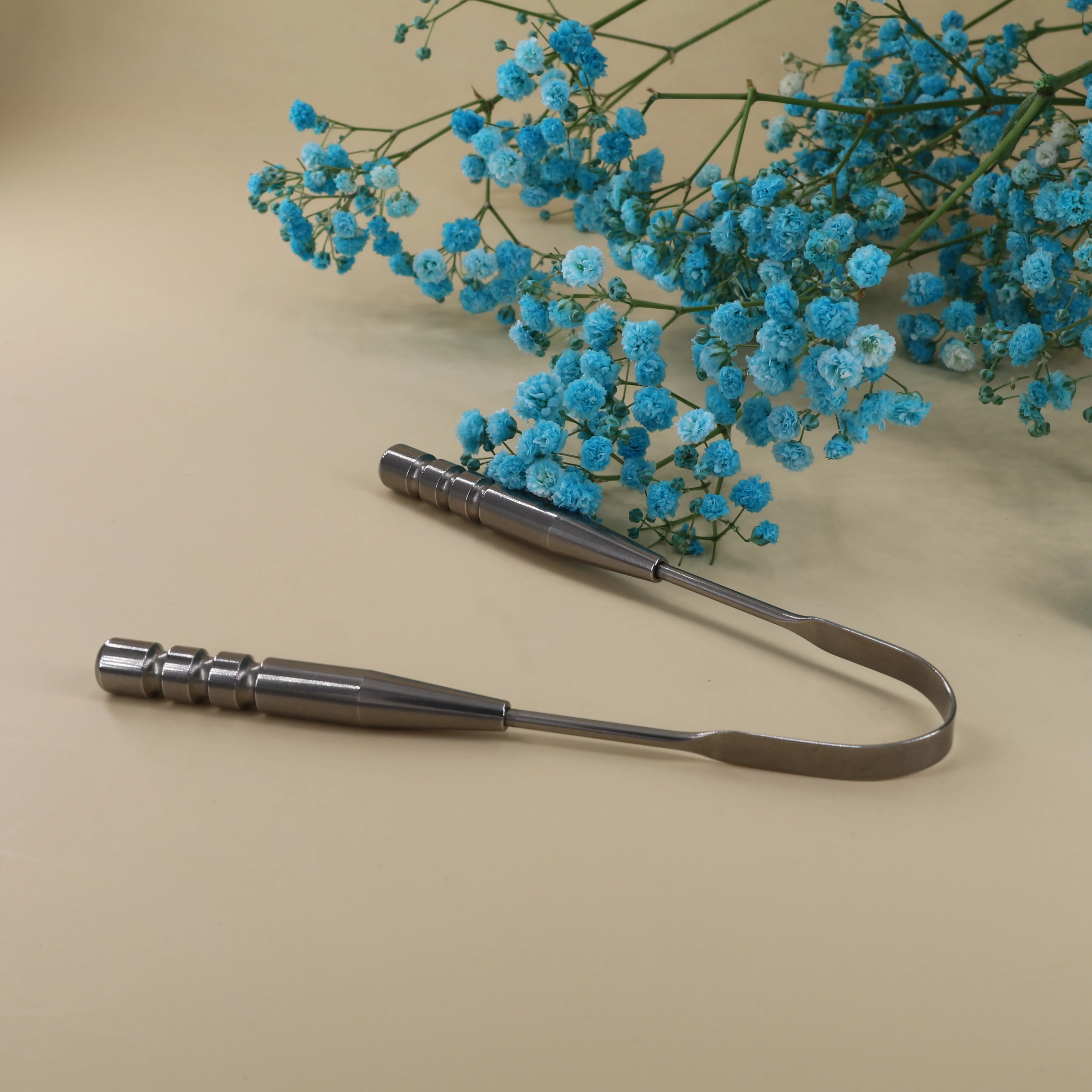 2023 Tongue Cleaning Stainless Steel Tongue Cleaner Metal Tongue Scraper Set For Oral Hygiene