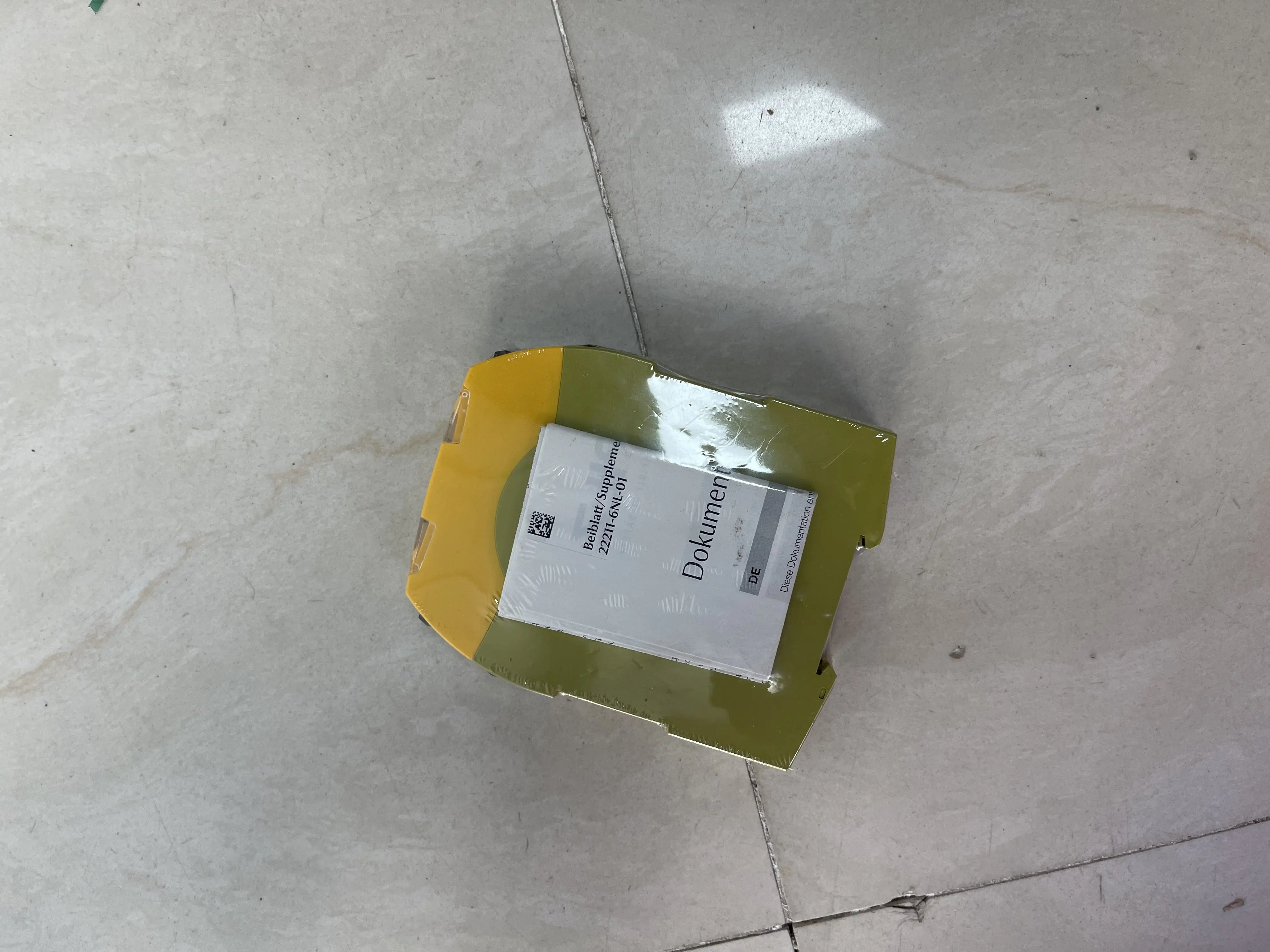 Pilz Safety Relay 22211-6NL-01