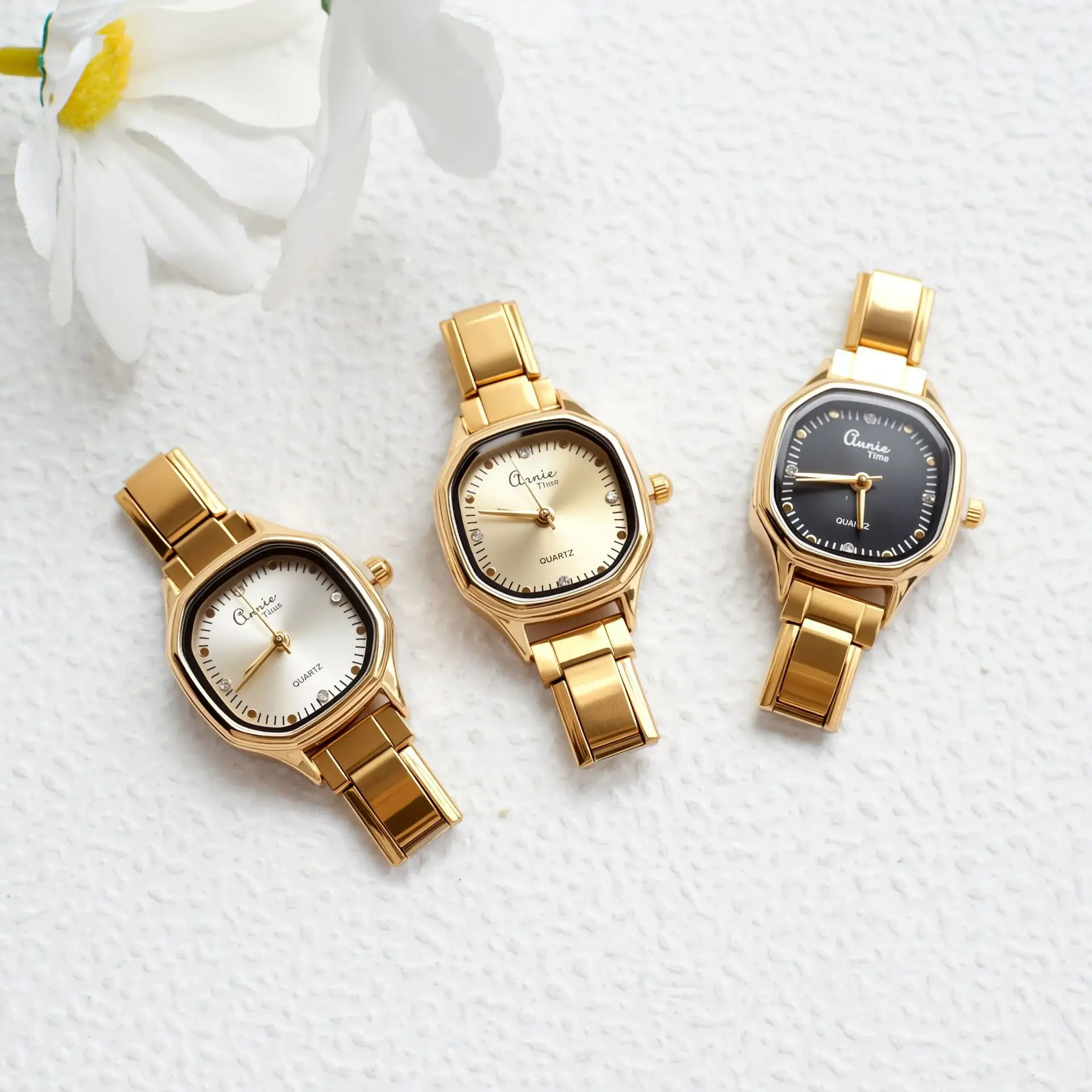 Best-selling European American Modular Bracelet Watch for Women Quartz Movement Stainless Steel Pointer Versatile DIY Wristwatch