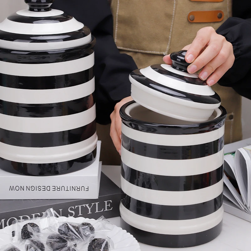 Udeco New Custom Large Capacity Food Storage Jars Striped Storage Tanks Ceramic Sealed Jar for Home Kitchen
