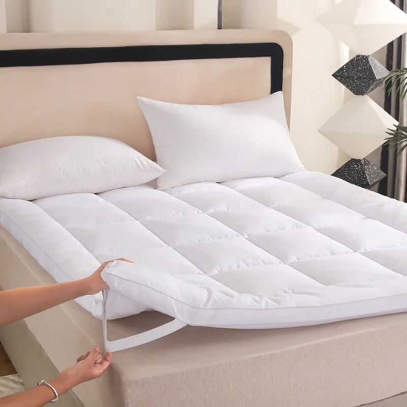 Best Price High Quality Fluffy Goose Down Mattress Topper 100%Cotton  King Size OEKO-TEX 100 Certificate