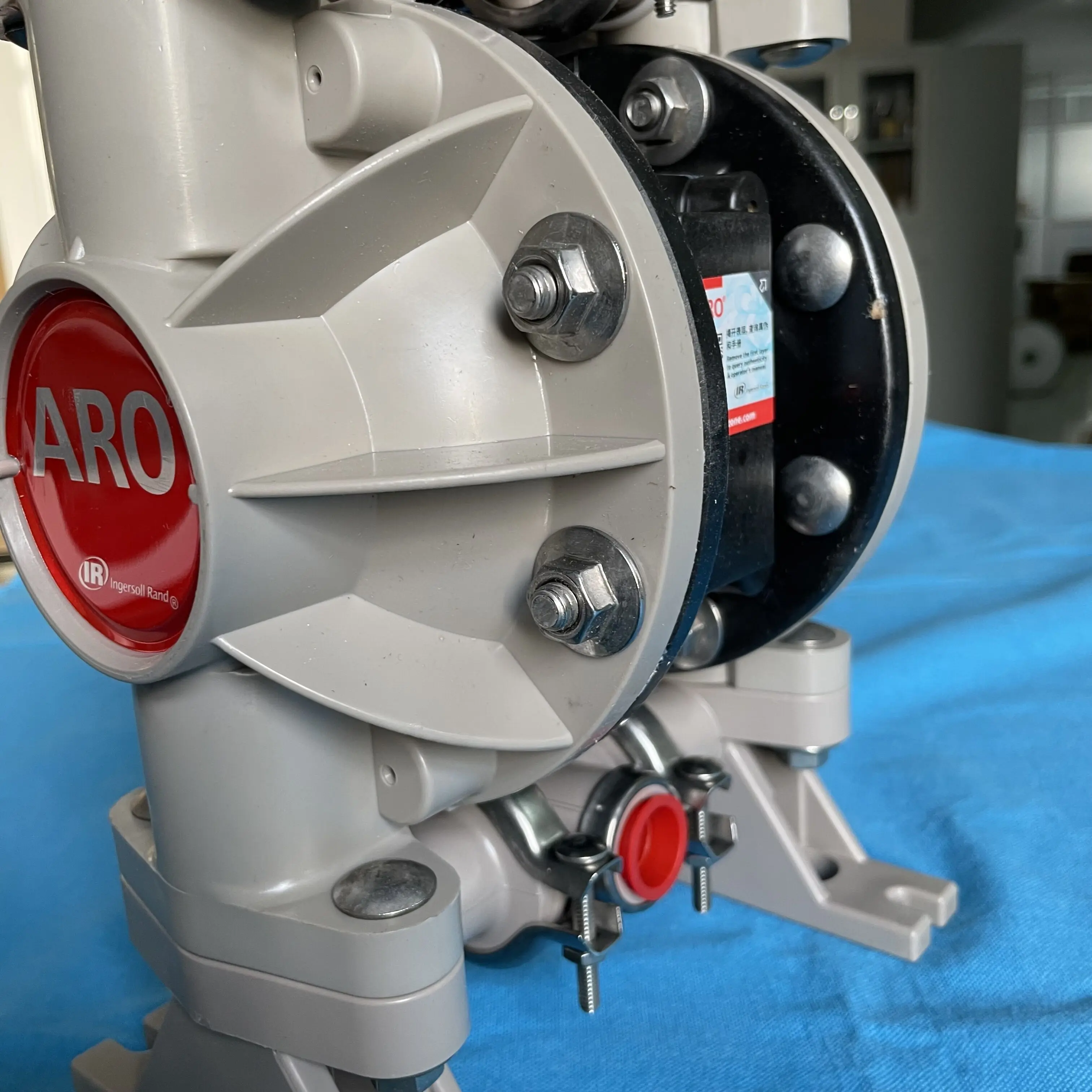 ARO Pneumatic Diaphragm Pump 666053-0D2 0.5 inch with PTFE diaphragm and Nitrile ball and  Polypropylene Shell manufacture