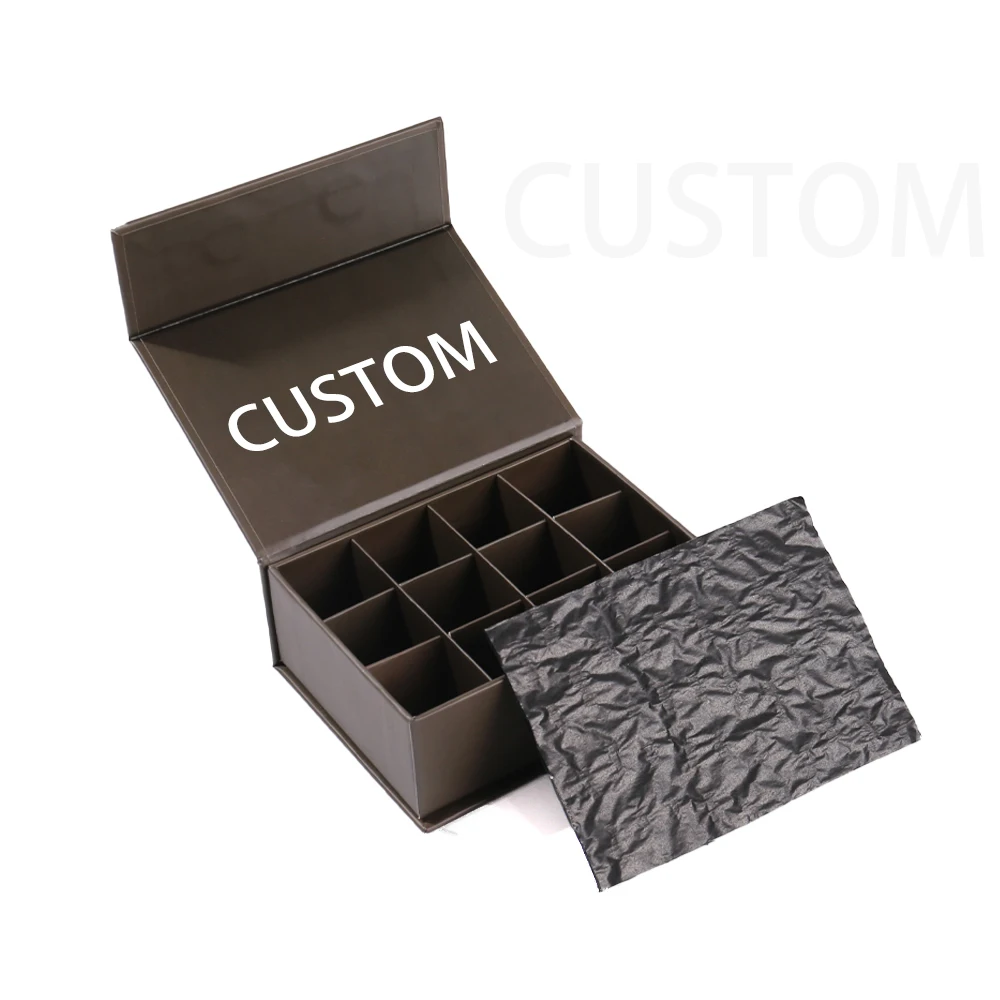 กล่องของขวัญแบบพับมีแม่เหล็ก หรูหรา ทำด้วยมือตามสั่ง พร้อมเคลือบผิวด้าน (Matt Lamination) ทำจากกระดาษแข็งสีน้ำตาลหนา 2 มม. สำหรับบรรจุช็อกโกแลต